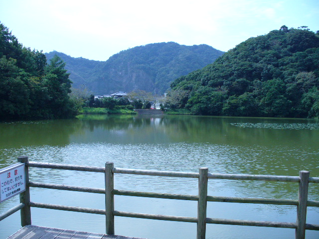 kanagawa-pond-nobeoka-surface.jpg